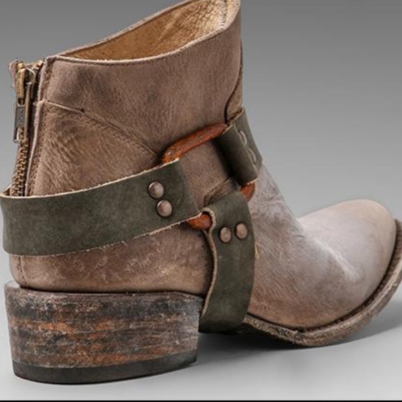 SOLD Freebird by Steven Phlow Phoenix Low Boots - Picture 5 of 16